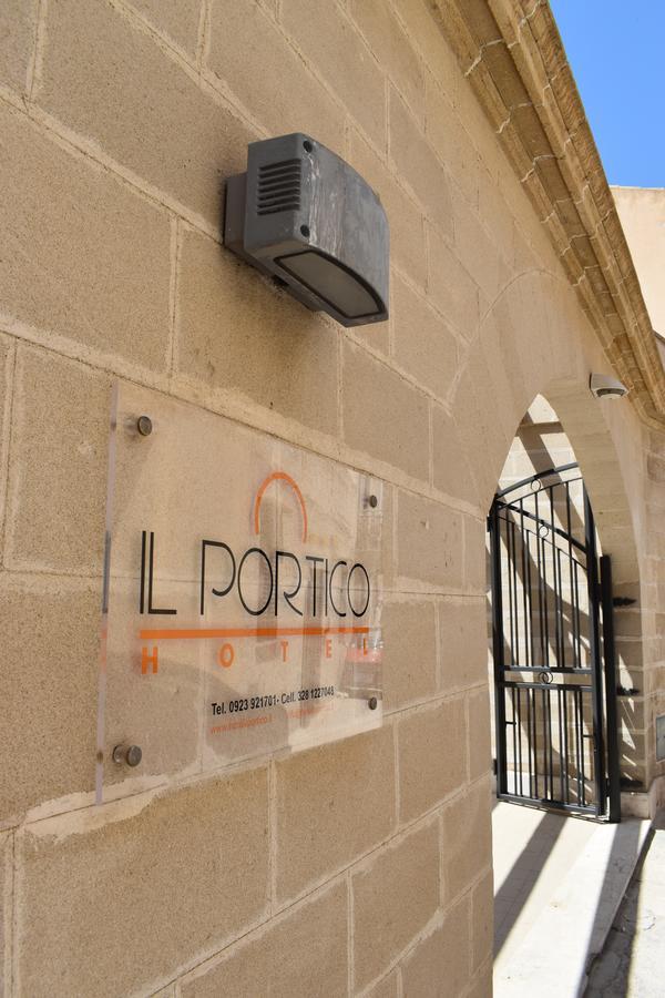 Hotel Il Portico Favignana Exterior photo